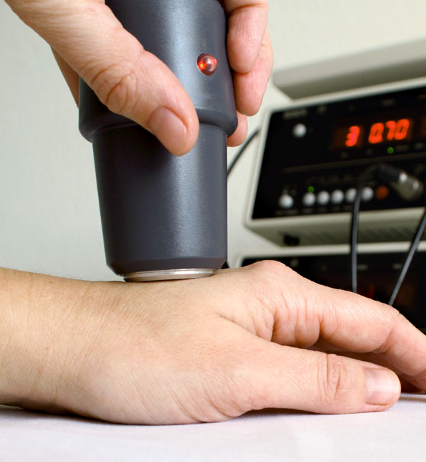 Ultraschall- und Elektrotherapie